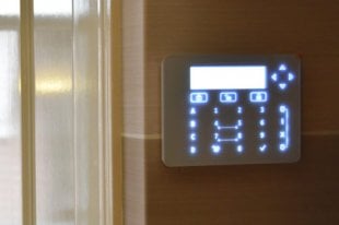 Alarmpaneel en keypad
